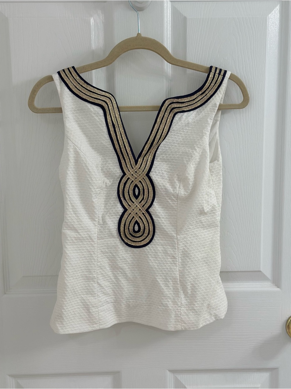 Lully Pulitzer White Embellished V-Neck Sleeveless Top